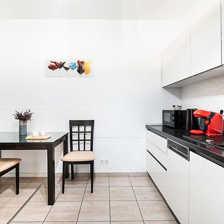 Opal Luxury Aviatiei Apartment Bukares Bagian luar foto